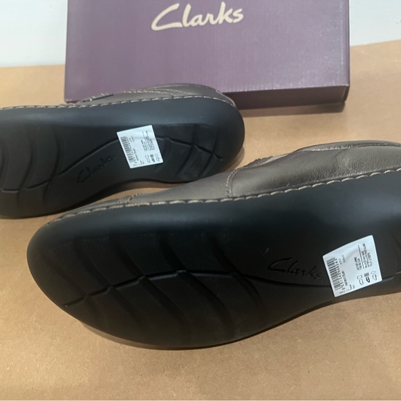 Clarks Ashland Blush Women's Footwear Pewter Leather Loafer NEW 8.5M - Picture 7 of 7